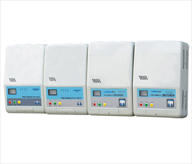 TSD（壁掛型）伺服式交流穩壓器